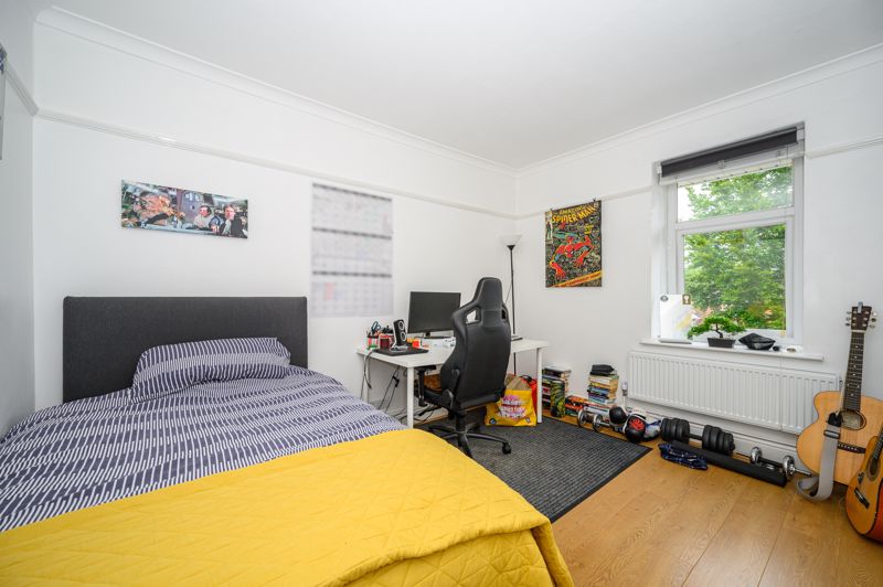 Bedroom- click for photo gallery
